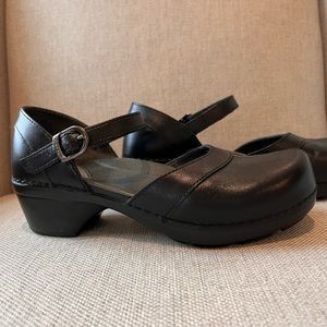 Dansko Mary Janes Excellent!